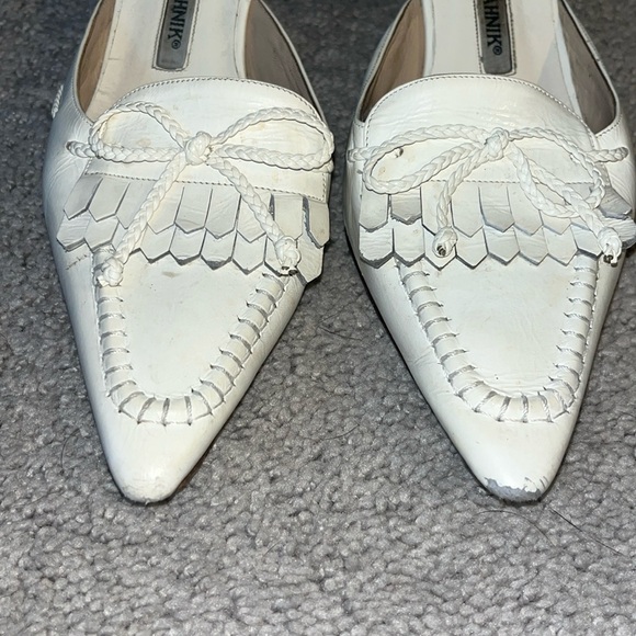 Manolo Blahnik white kitten heel slides - Picture 3 of 8